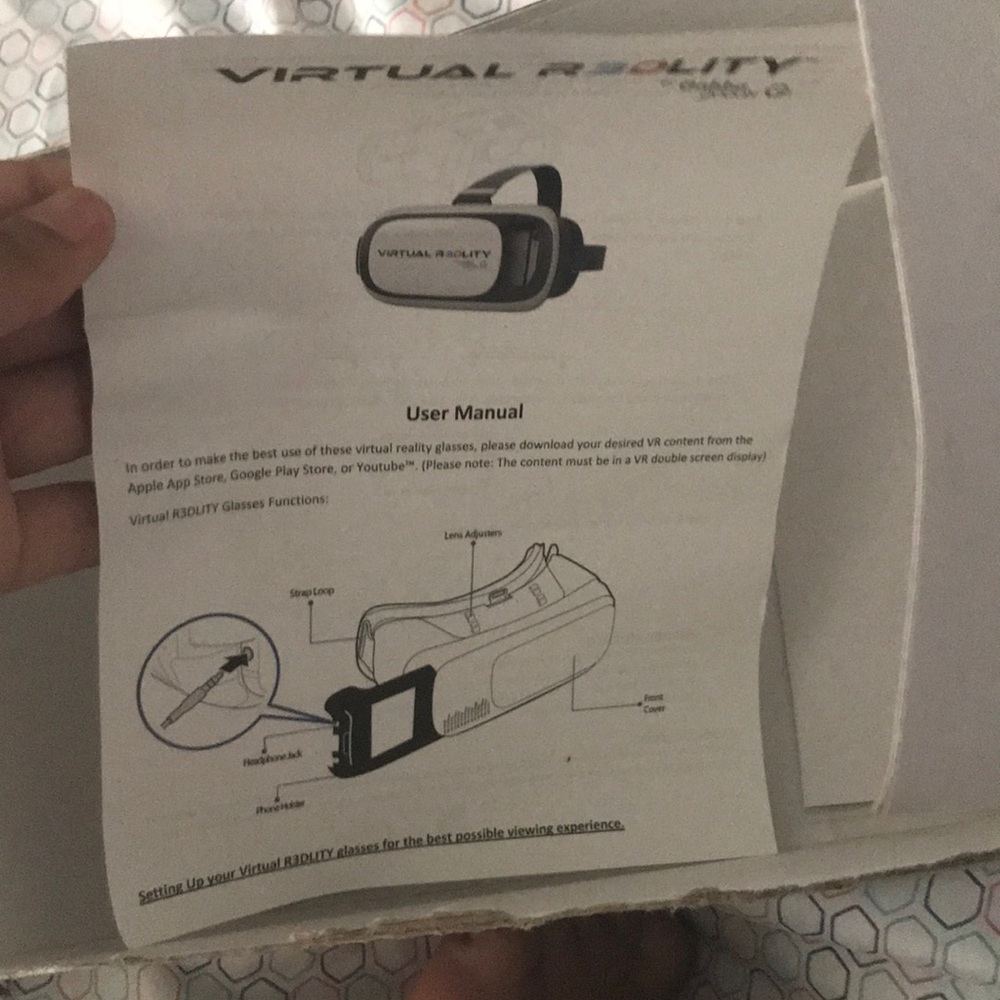 Virtual reality head set - Picture 8 of 9